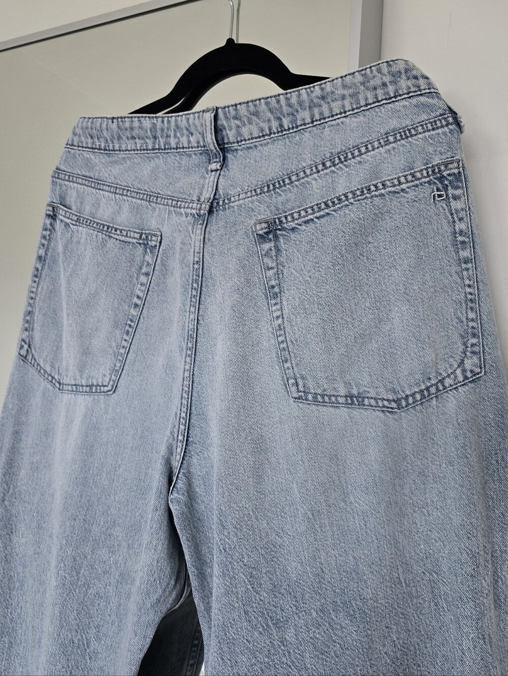 RAG & BONE
Cloud Lori Wide Leg Jeans - Picture 7 of 10
